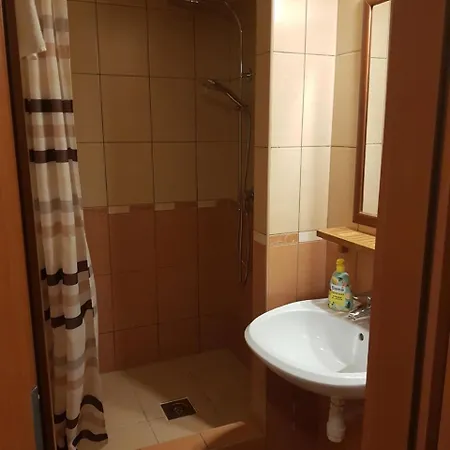 Greta Apartman شقة