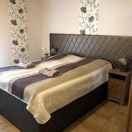 شقة Greta Apartman